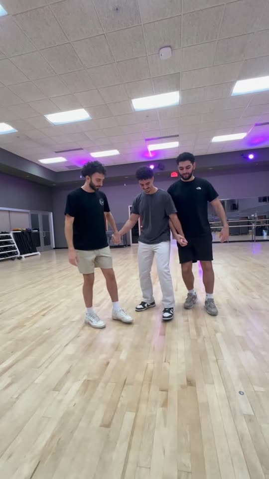 Hayat Al-Dabka Reel: Dabka class, Cary